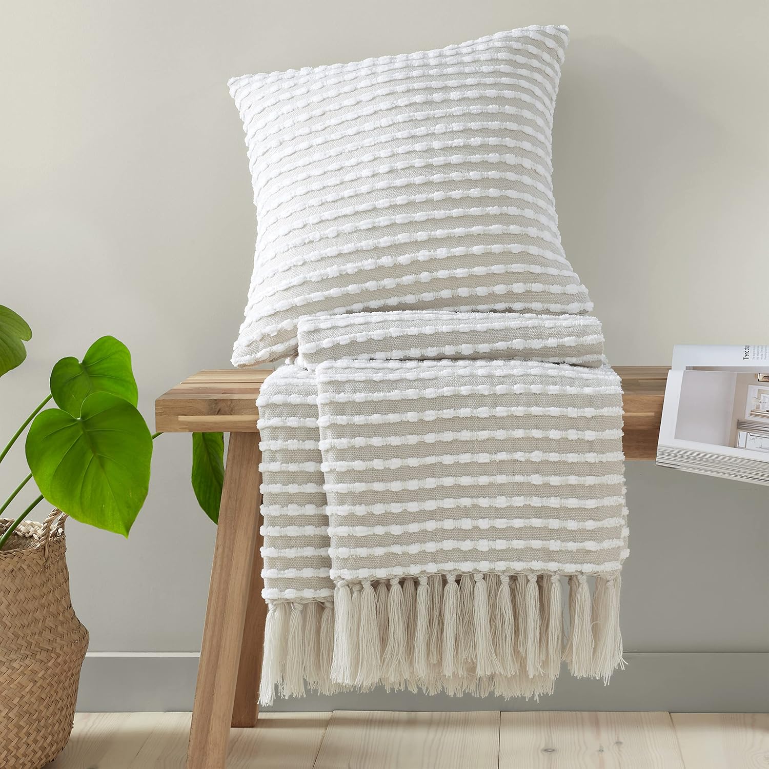 CATHERINE LANSFIELD : Stab Stitch Blanket Throw - Natural - Image 5