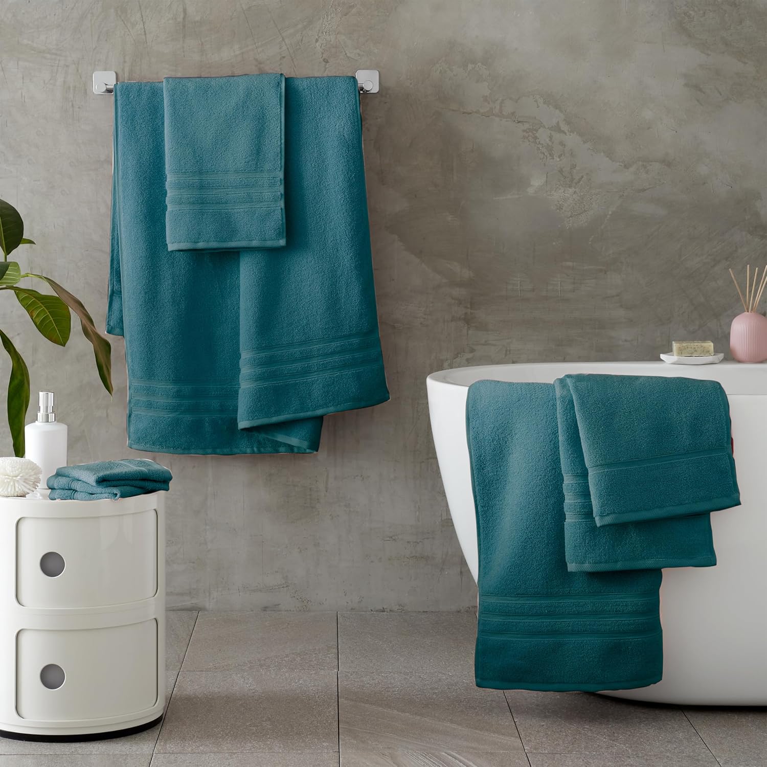CATHERINE LANSFIELD : Zero Twist Cotton Towel - Teal (Available in 3 Sizes) - Image 5