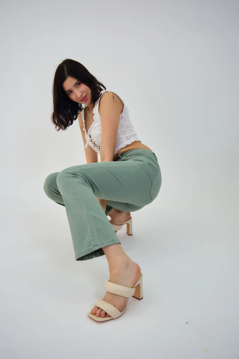 COPE CLOTHING : Culottes - Cropped Flare Jean - Khaki - Image 3