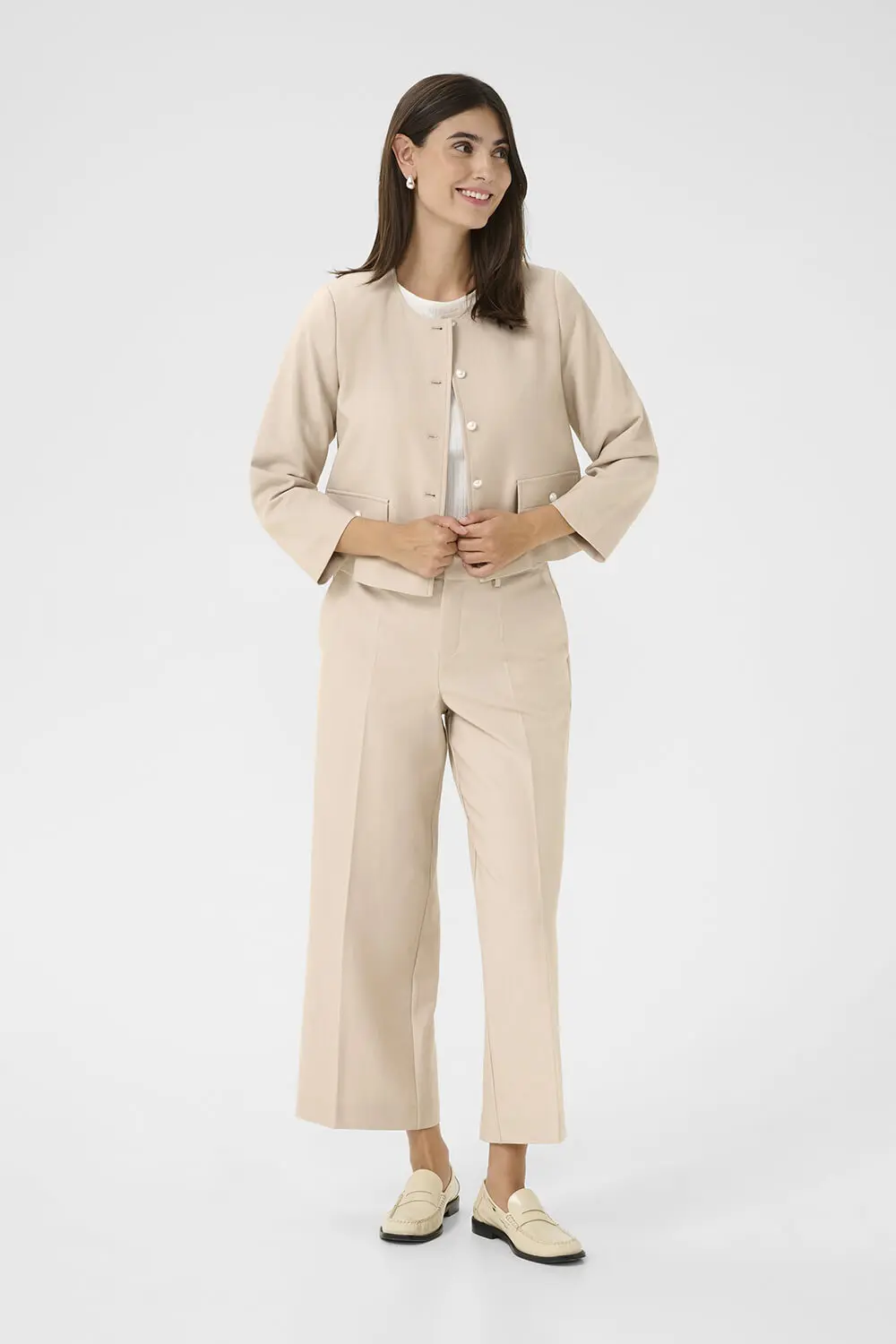 CULTURE Alayna Cropped Blazer - Beige - Image 2