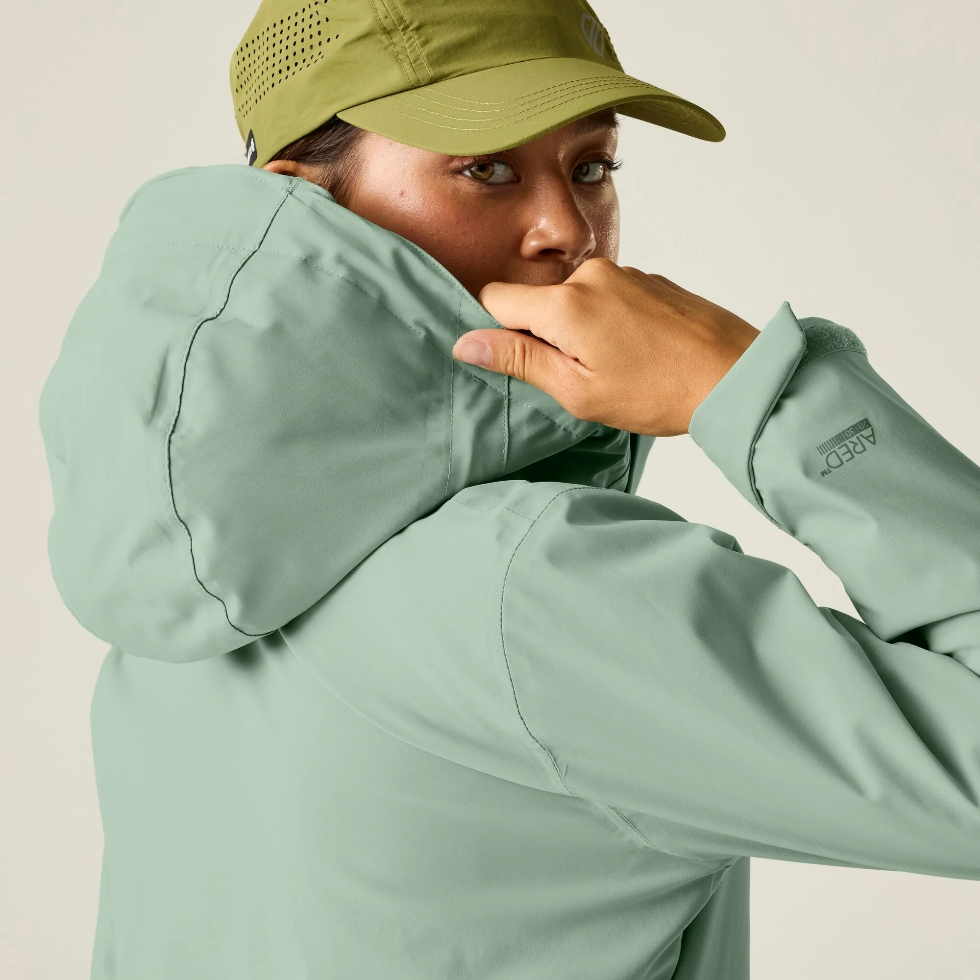 DARE 2B Women's Switch Up III Jacket - Glacier Green - Image 9