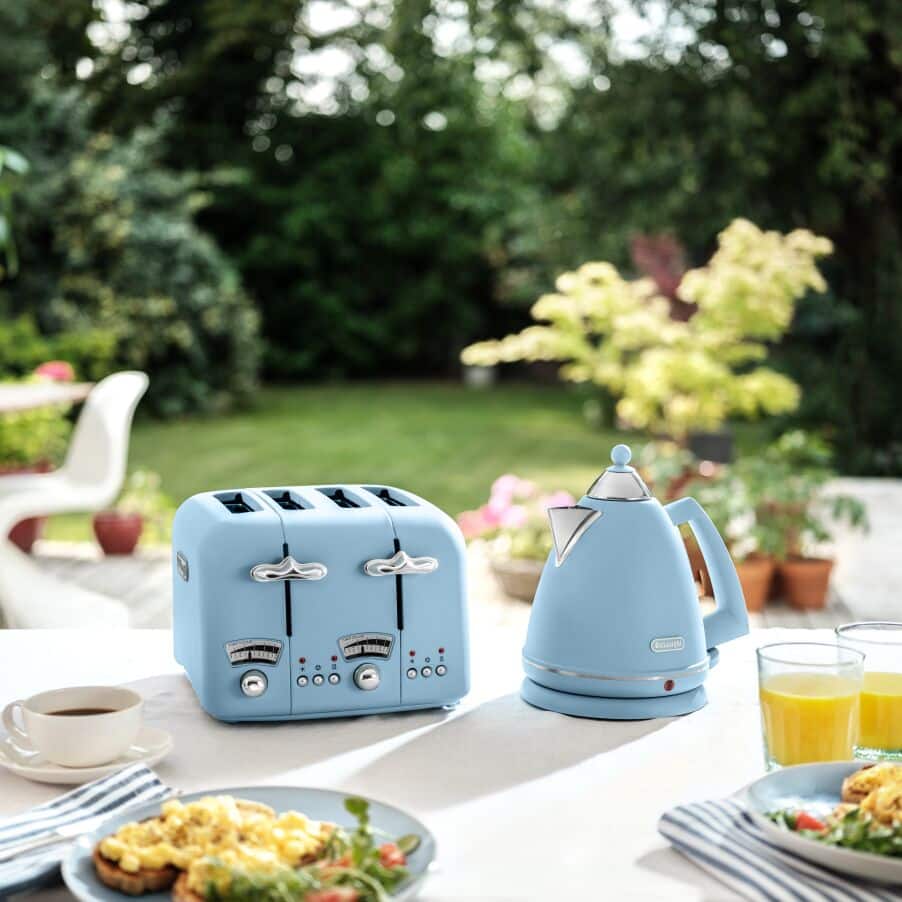 DeLONGHI : Argento Flora Kettle - Blue - Image 5