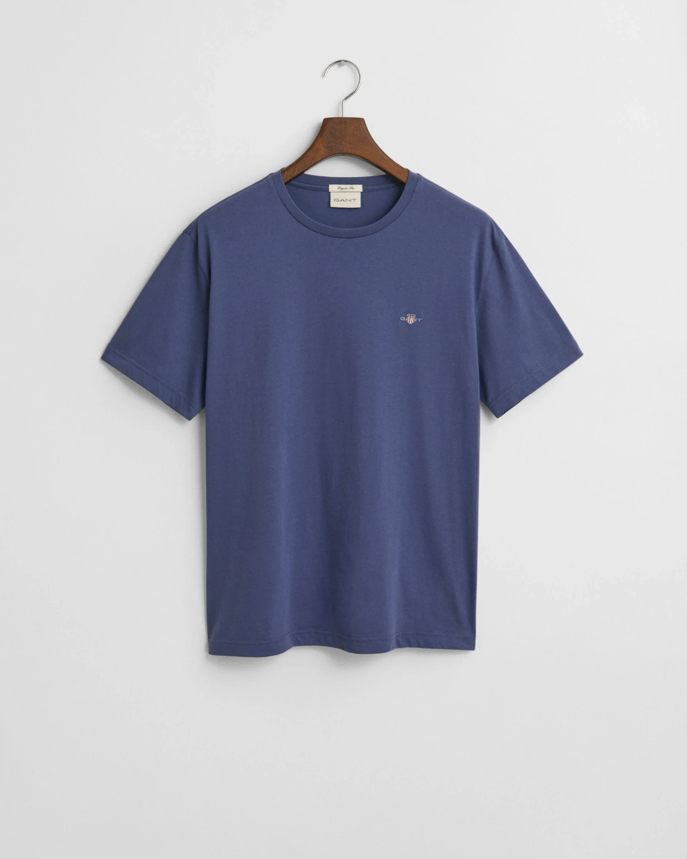 GANT Regular Fit Shield T-Shirt - Dusty Navy - Image 4
