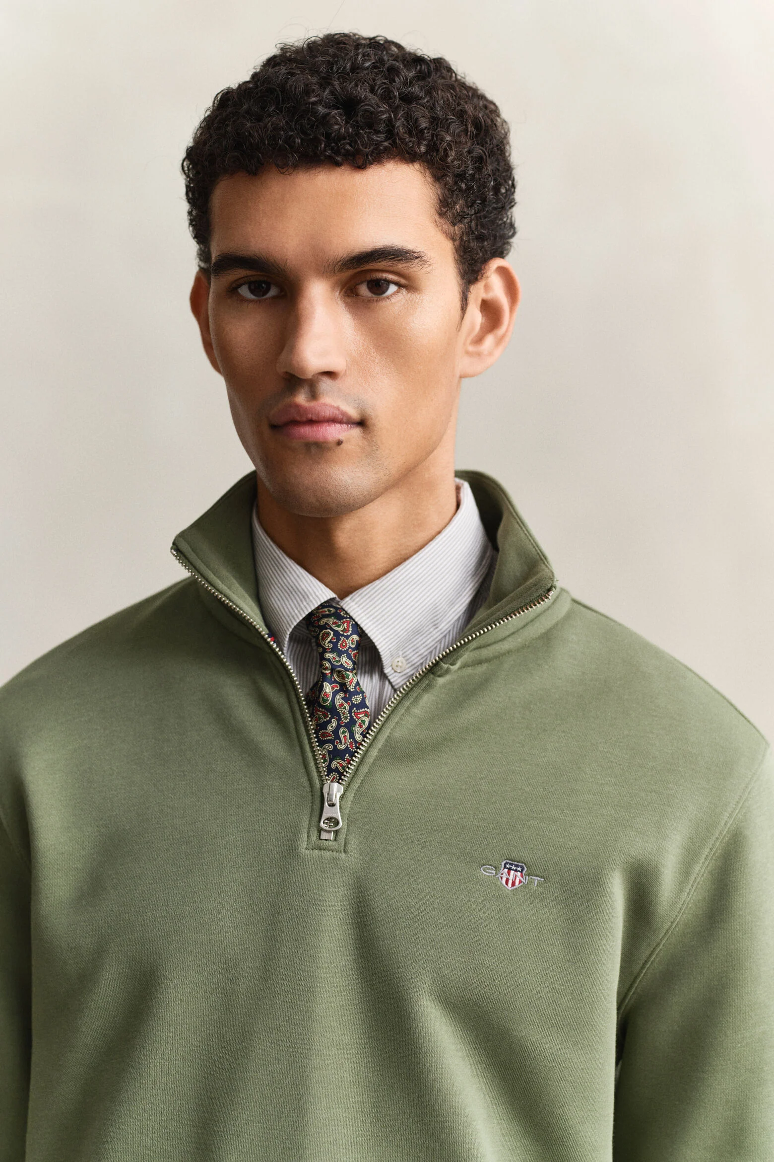 GANT Shield Half Zip Sweatshirt - Herb Green - Image 2