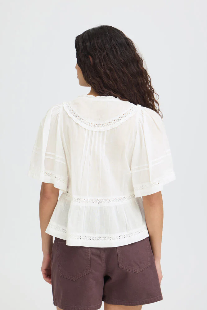 ICHI Voilana SS Top - Cloud Dancer - Image 5