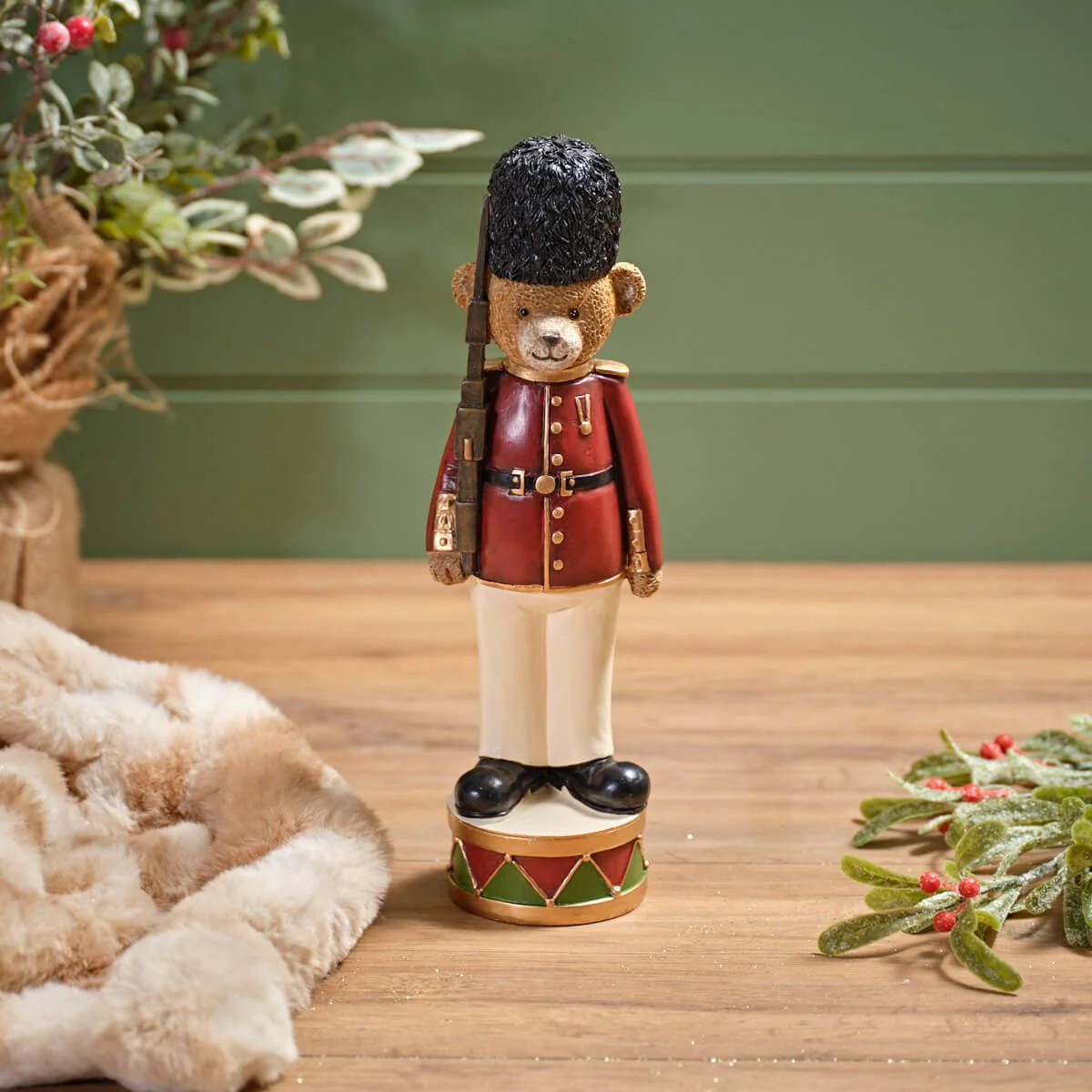 LANGS Bear Soldier Resin Figurine 29.5cm