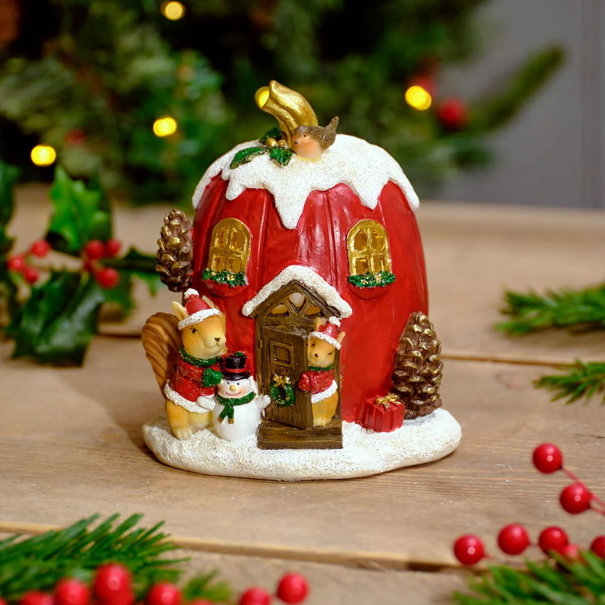 LANGS LED Festive Robin and Squirrels House 13.5cm - Image 2