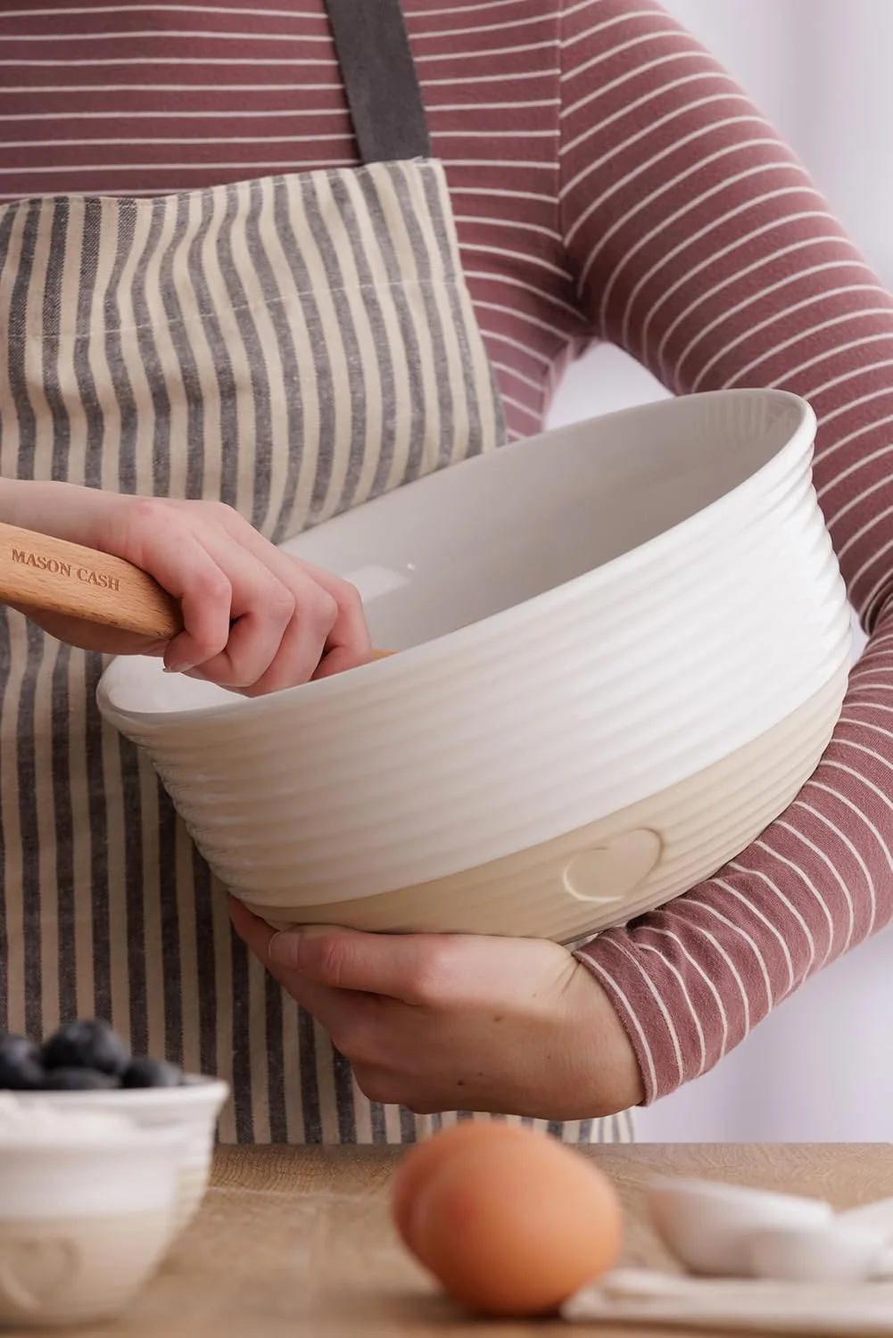 MASON CASH Rustic Charm Serve & Mixing Bowl 26cm - Image 5
