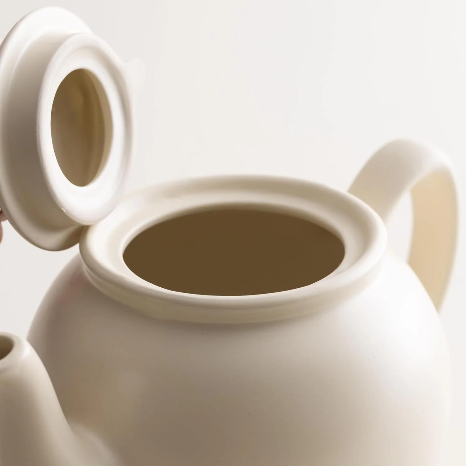 PRICE & KENSINGTON Matt Cream 6cup Teapot 1100ml - Image 6