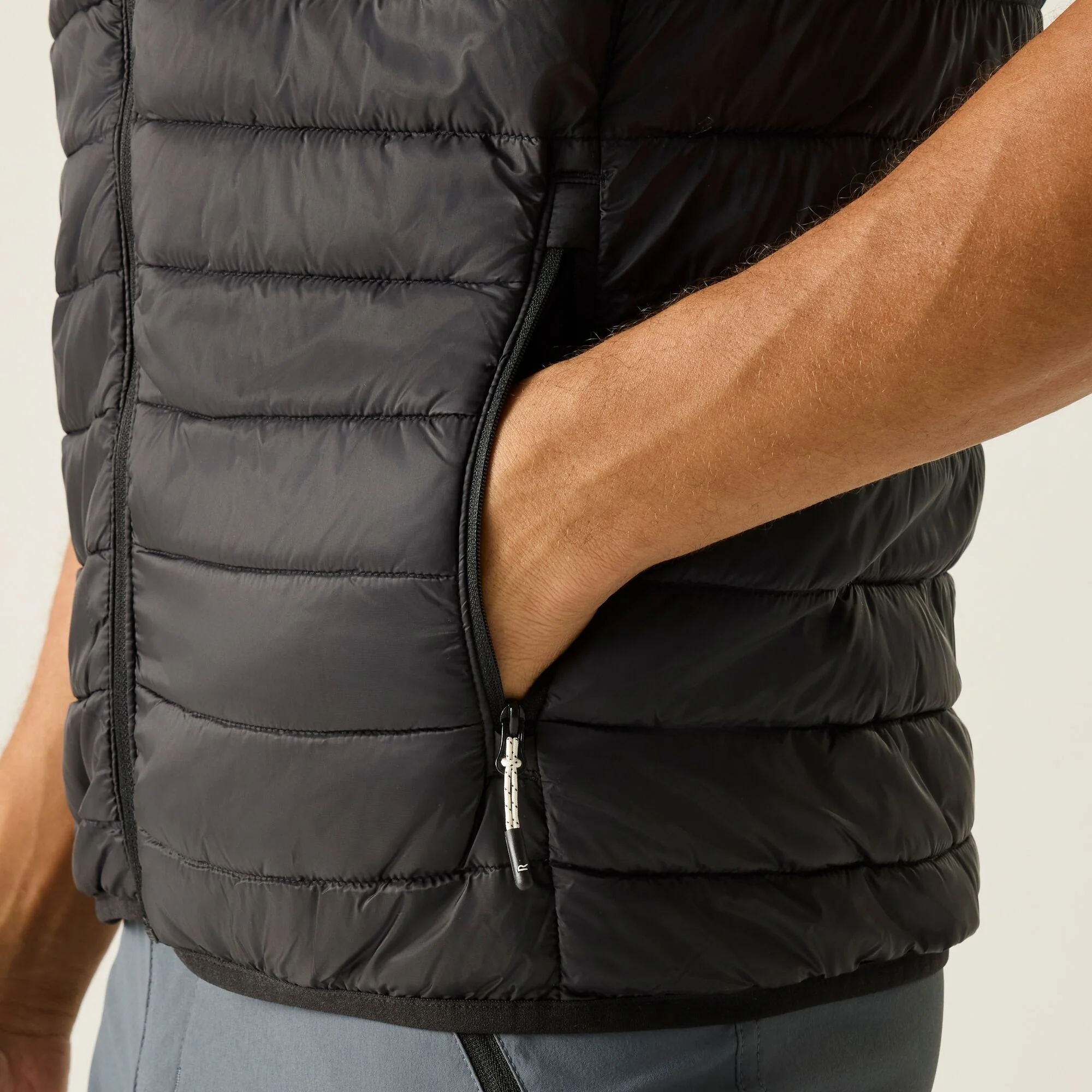 REGATTA Men's Hillpack II Gilet - Black - Image 4