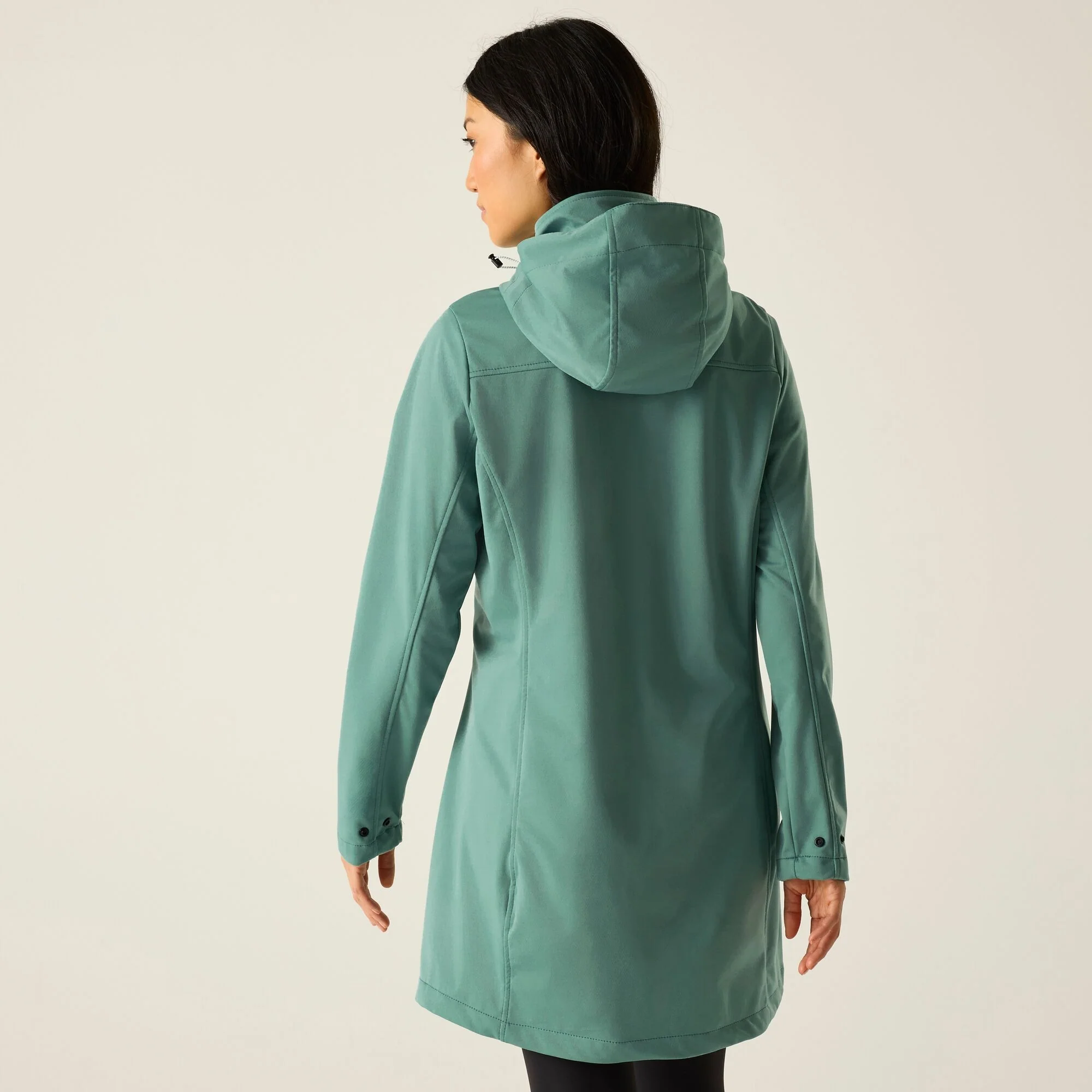 REGATTA Women's Carisbrooke Softshell Waterproof Jacket - Green - Image 2