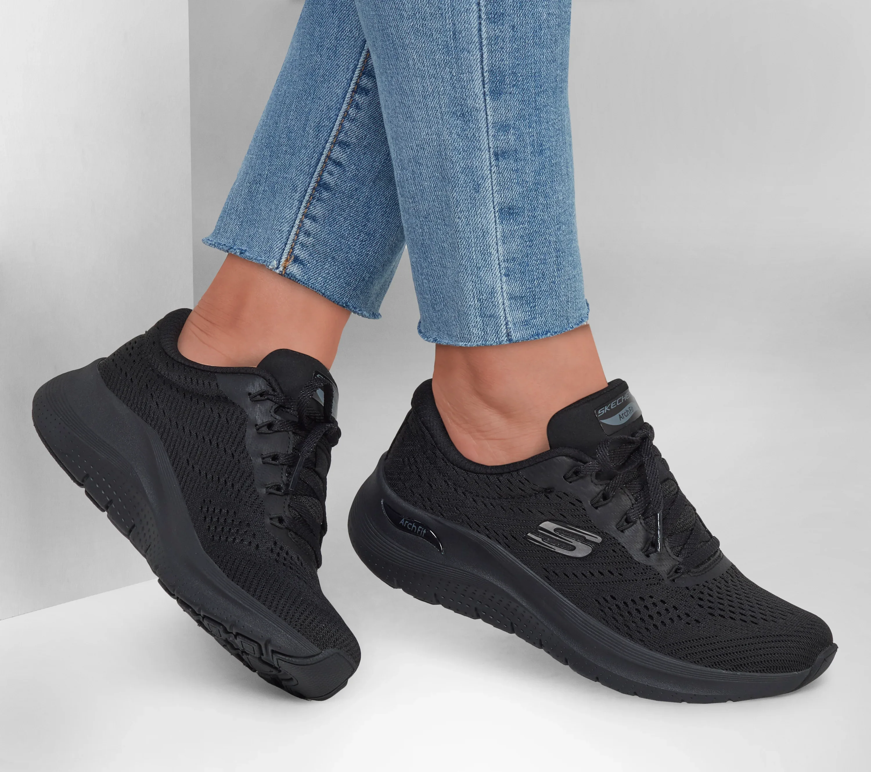 SKECHERS Women's Arch Fit 2.0 - Big League Shoes - Black - Image 2