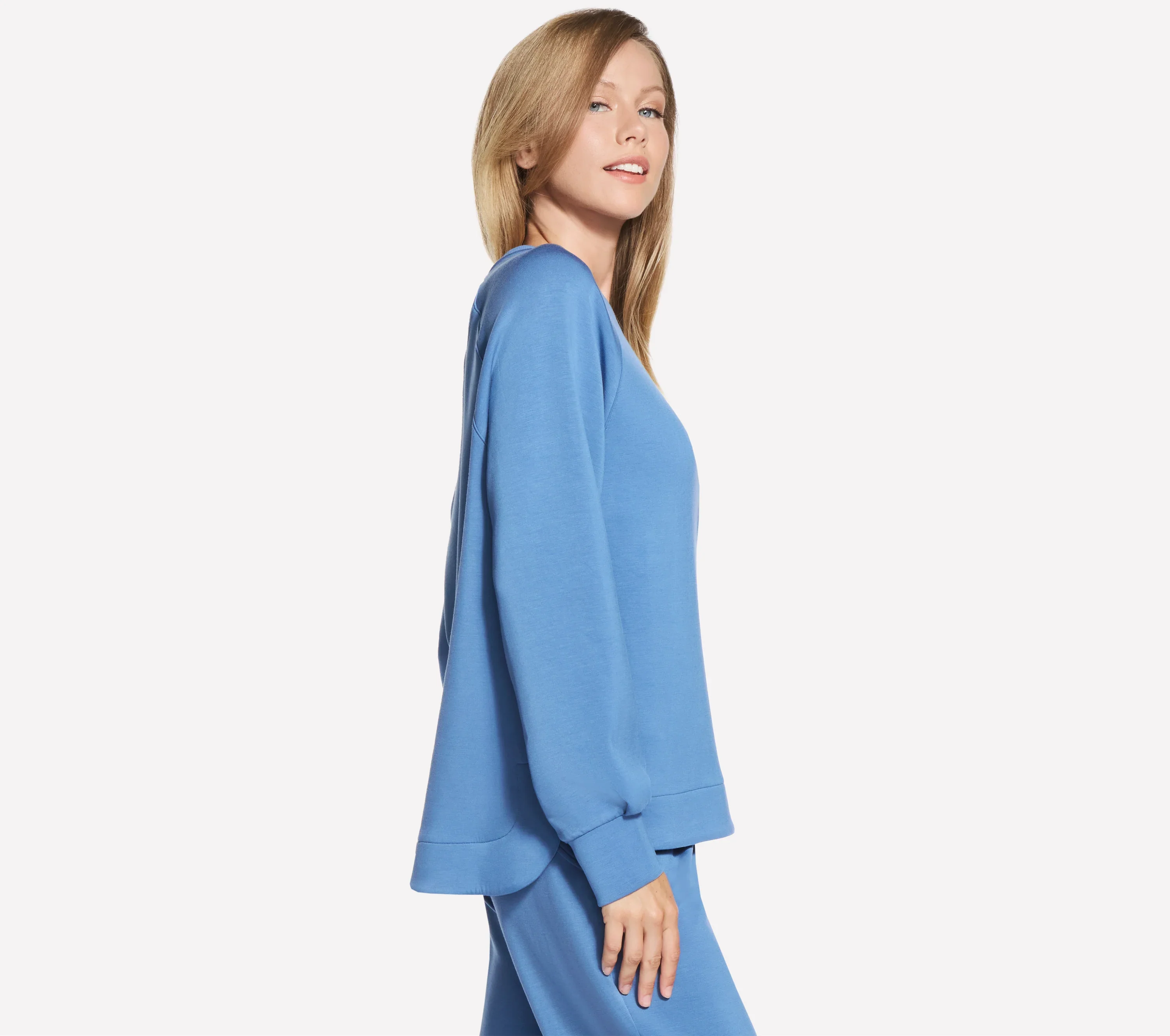 SKECHERS Women's Cozy Luxe Crewneck Sweatshirt - Blue - Image 4
