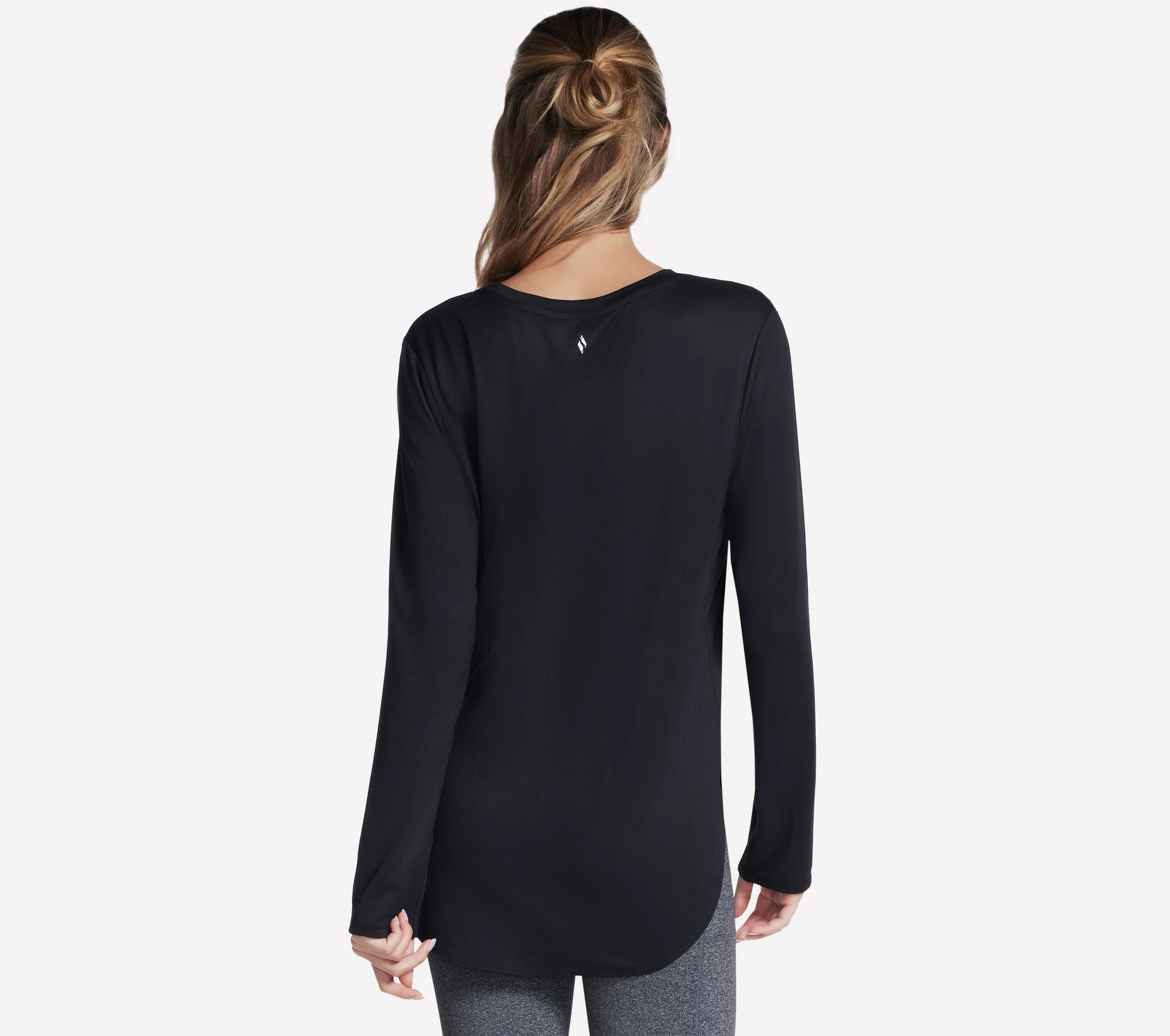 SKECHERS Women's Go Dri Swift LS Tunic - Black - Image 3