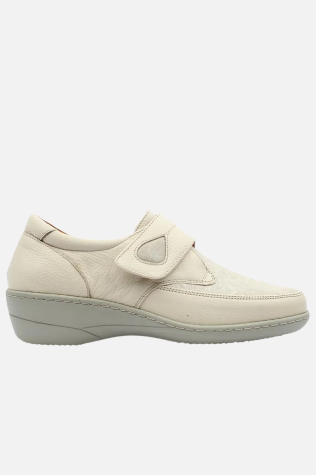 SOFTMODE Women's Elma Velcro Shoes - Beige