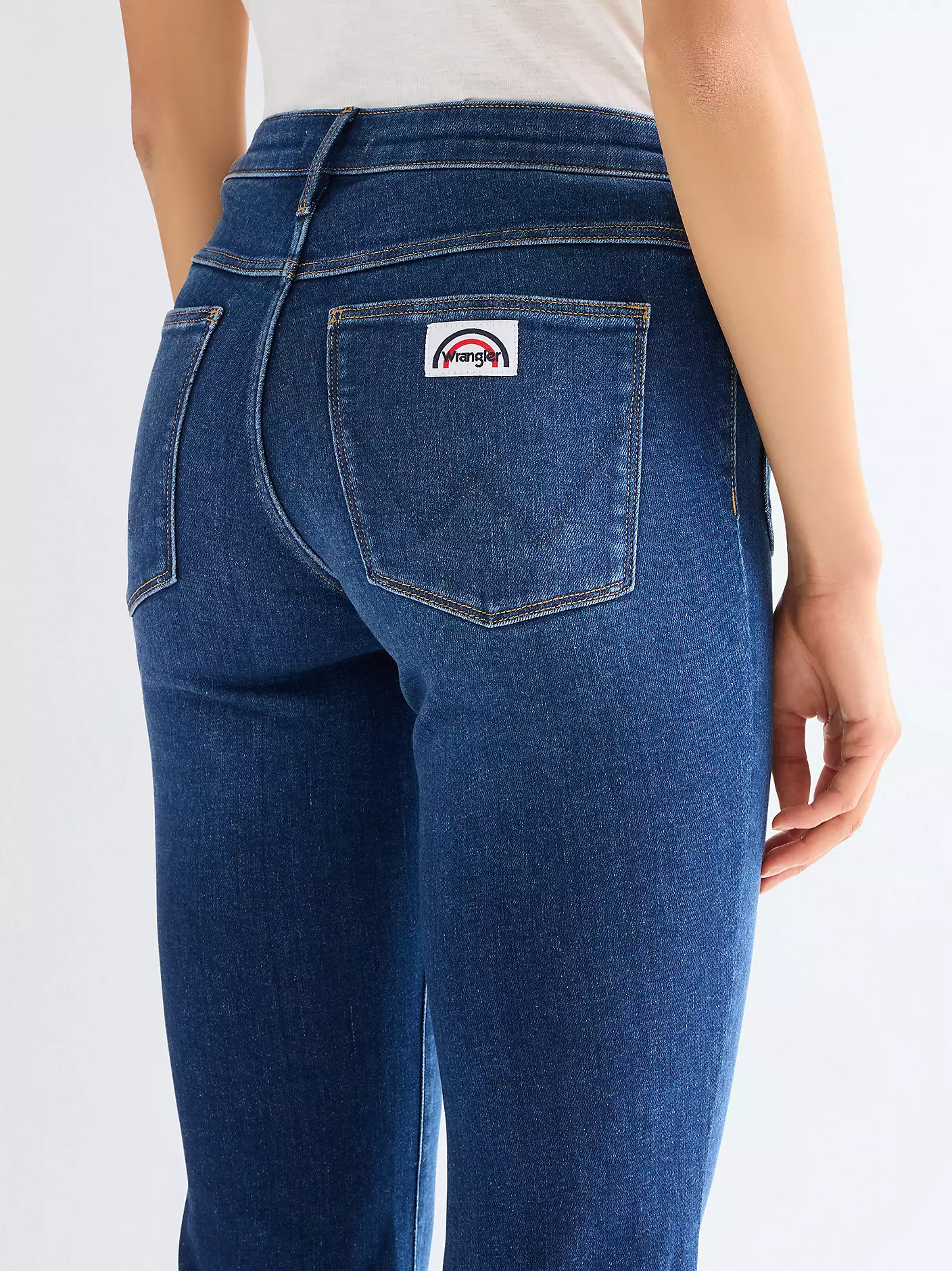 WRANGLER Women's Flared Jeans - Dark wash - Image 4